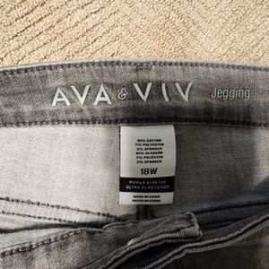Ava & Viv Grey Jegging Skinny Jeans